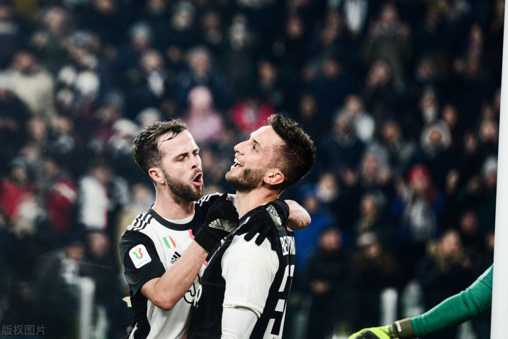 多个国家的 多个国家的